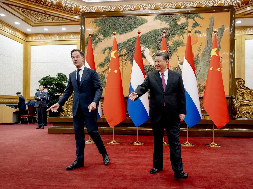 Rutte ziet kansen in handel met China, Xi wijst op Koude Oorlog-mentaliteit