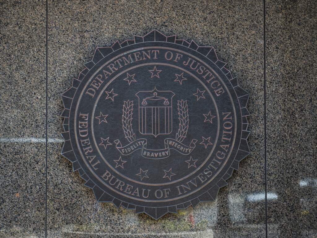 Aanslag op FBI-kantoor in Ohio verijdeld, gewapende aanvaller gedood