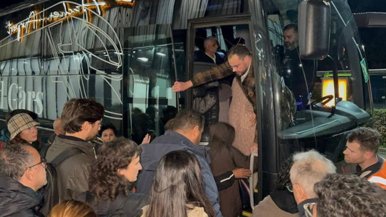 Video | Passagiers stranden in Maastricht door drones bij Belgische vliegvelden