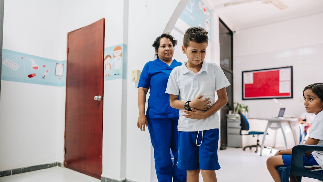 Kinderen met blindedarmonsteking hoeven niet altijd geopereerd te worden