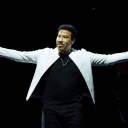Lionel Richie ondergaat ingreep vanwege hartritmestoornis