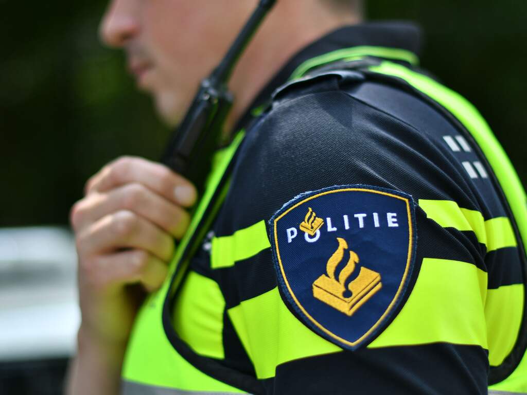 Verdachte (17) van sturen dreigmail naar school Bilthoven weer vrijgelaten