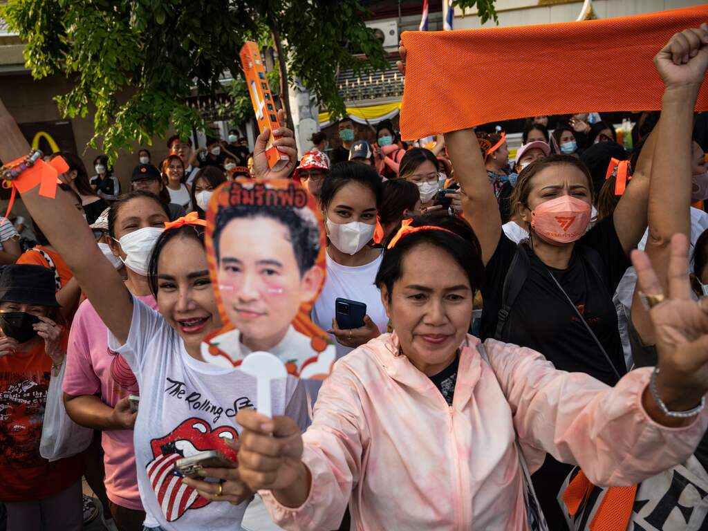 Spanning na Thaise parlementsverkiezingen: Geeft leger de macht 'zomaar' op?