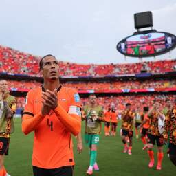 Virgil van Dijk blijft aanvoerder van Oranje onder bondscoach Xavi