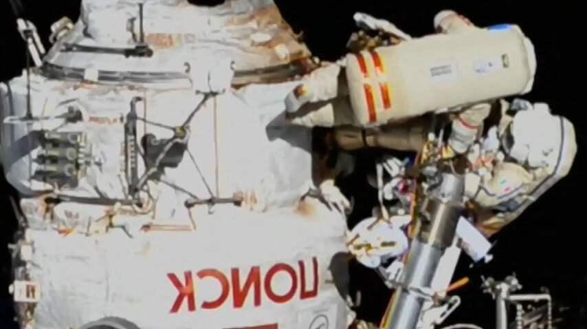 Ruimtestation roept kosmonaut terug naar ISS om defect pak