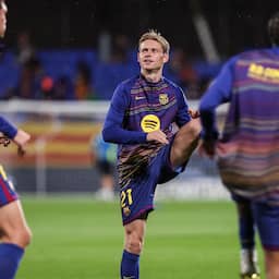 Flick dolblij met inbreng Frenkie de Jong: 'Elke Barça-fan ziet hoe belangrijk hij is'