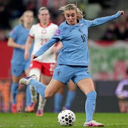 Teruglezen | Roord na 2-2 in Polen: 'Slecht veld, maar dat mag geen excuus zijn'