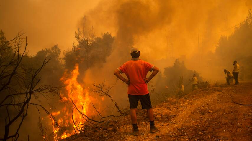 Hitterecord en vuurzeeën: hierom staat Zuid-Europa in brand