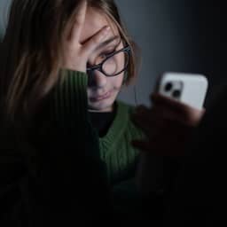 Limburger vast voor online misbruik van 150 minderjarigen via zelfgemaakt spel