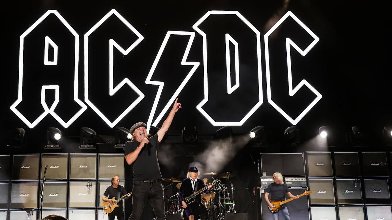 AC/DC geeft na bijna tien jaar weer een concert op Nederlandse bodem ...