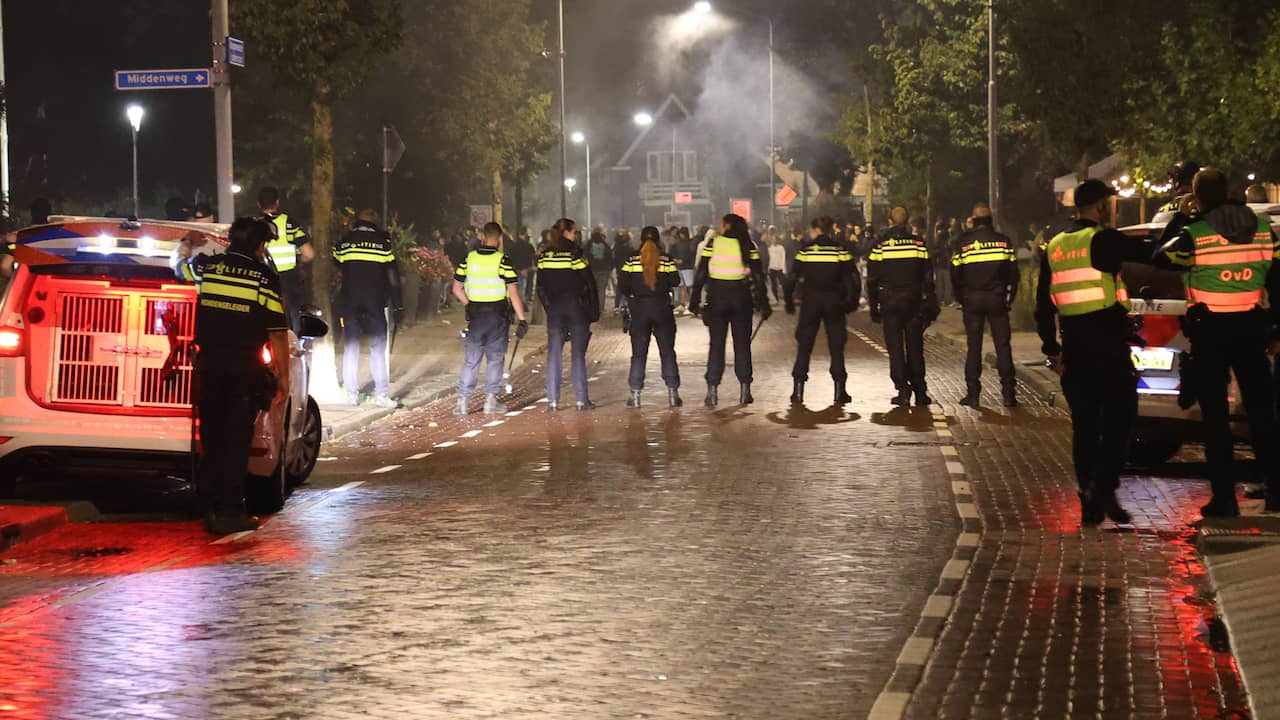 Vier agenten liepen gehoorschade op bij azc-protesten Opheusden en Kesteren