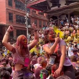 Video | Indiërs gaan de straat op om kleurrijk Holifeest te vieren