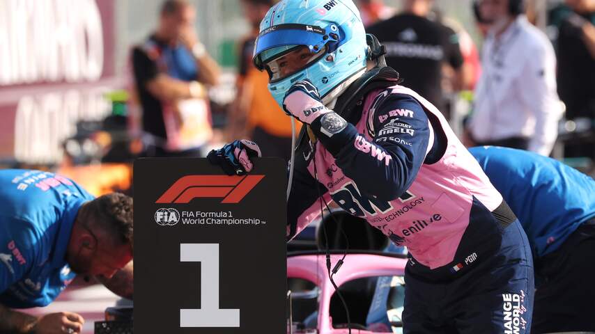 Foto bij Gasly stunt met poleposition voor Italiaanse Grand Prix, Verstappen zesde