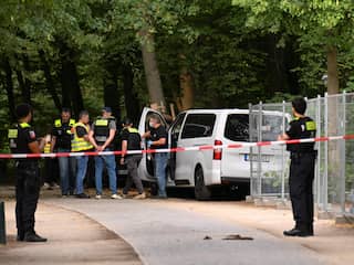 Politie deelt info over voortvluchtige die op mensen inreed bij pride in Berlijn