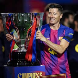 Lewandowski (37) vertrekt na vier jaar bij FC Barcelona: 'Mijn missie is volbracht'