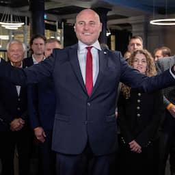Pro-Oekraïense premier wint verkiezingen in Letland met ruime voorsprong