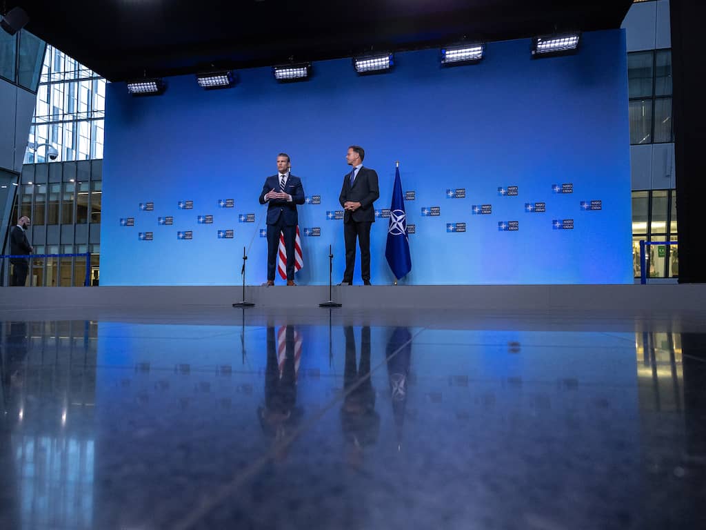 Rutte heeft plan voor hogere NAVO-norm: 'En die geldt ook voor VS'