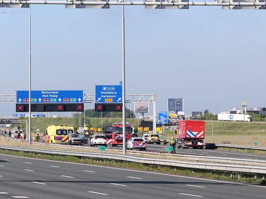Meerdere gewonden bij ongeluk op A4 bij Schiphol