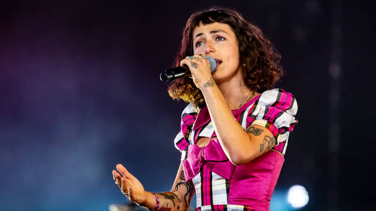 Sophie Straat en Nicolás Keenan te gast in nieuw seizoen Boerderij van Dorst