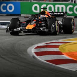 Verstappen klokt derde tijd in hectische tweede vrije training GP Singapore