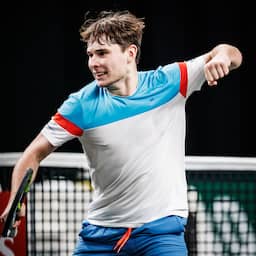Talent Röttgering plaatst zich voor het eerst voor ATP-toernooi buiten Nederland