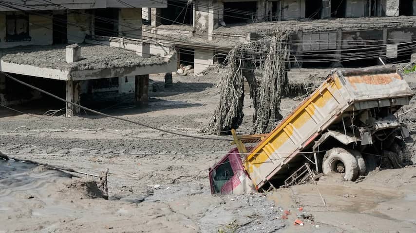Ruim 150 lichamen gevonden na aardbeving, lawine en grote overstroming in Nepal