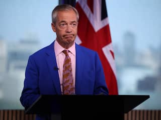 Politieke truc Brexit-gezicht Farage: hij treedt af, maar is meteen weer verkiesbaar