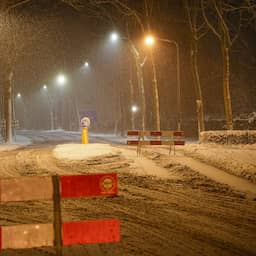 Live sneeuw | Advies Rijkswaterstaat: ga morgen niet de weg op in het noorden