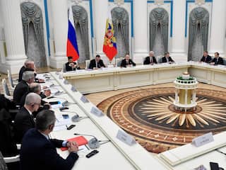 Dit zijn de Russen die persoonlijke sancties van het Westen opgelegd krijgen