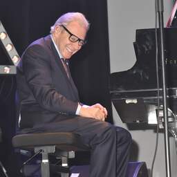 Componist van Mission: Impossible-nummer, Lalo Schifrin (93), overleden