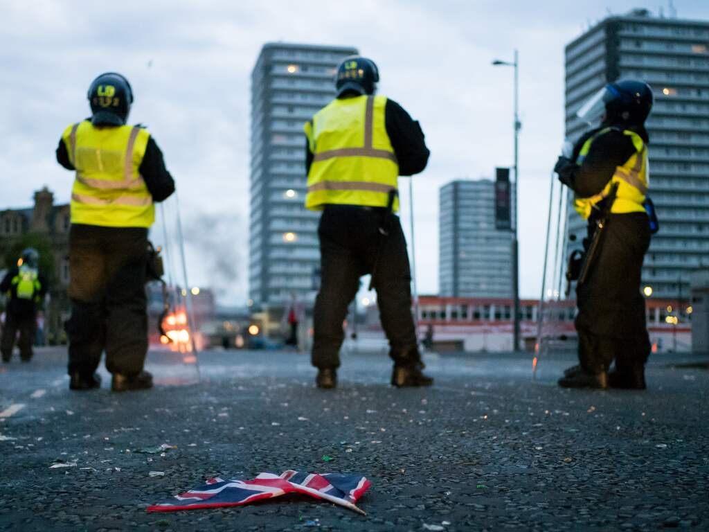 Opnieuw onrust en rellen in VK na mesaanval, extreemrechts mogelijk betrokken