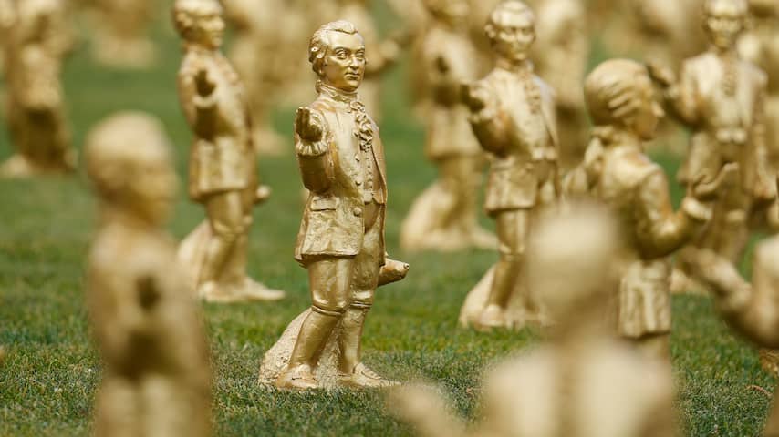 Meer dan tweehonderd gouden minibeeldjes van Mozart gestolen in Salzburg