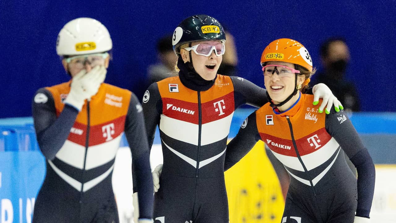 Velzeboer klopt Schulting en pakt goud op 500 meter, uniek Nederlands