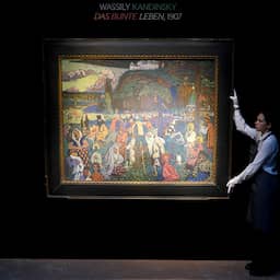 Door nazi's uit Amsterdam geroofde Kandinsky voor 32 miljoen euro geveild