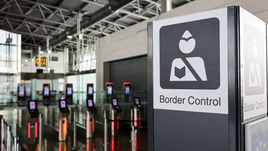 Spanje voert grenscontroles uit op 199 Italiaanse reizigers na geruzie over Ceuta