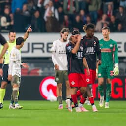 Verbazing na stilleggen Excelsior-PSV 10 seconden voor tijd: 'Fluit dan gelijk af'