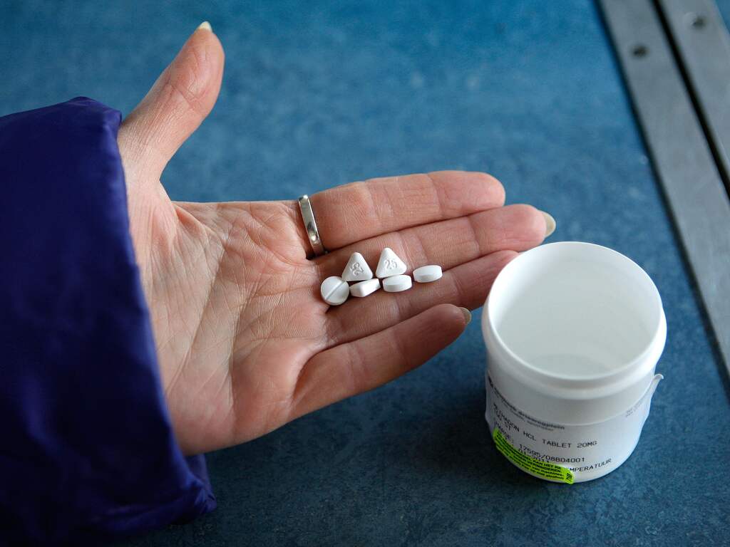 Zorgmedewerker onthield 140 cliënten jarenlang medicijnen volgens OM