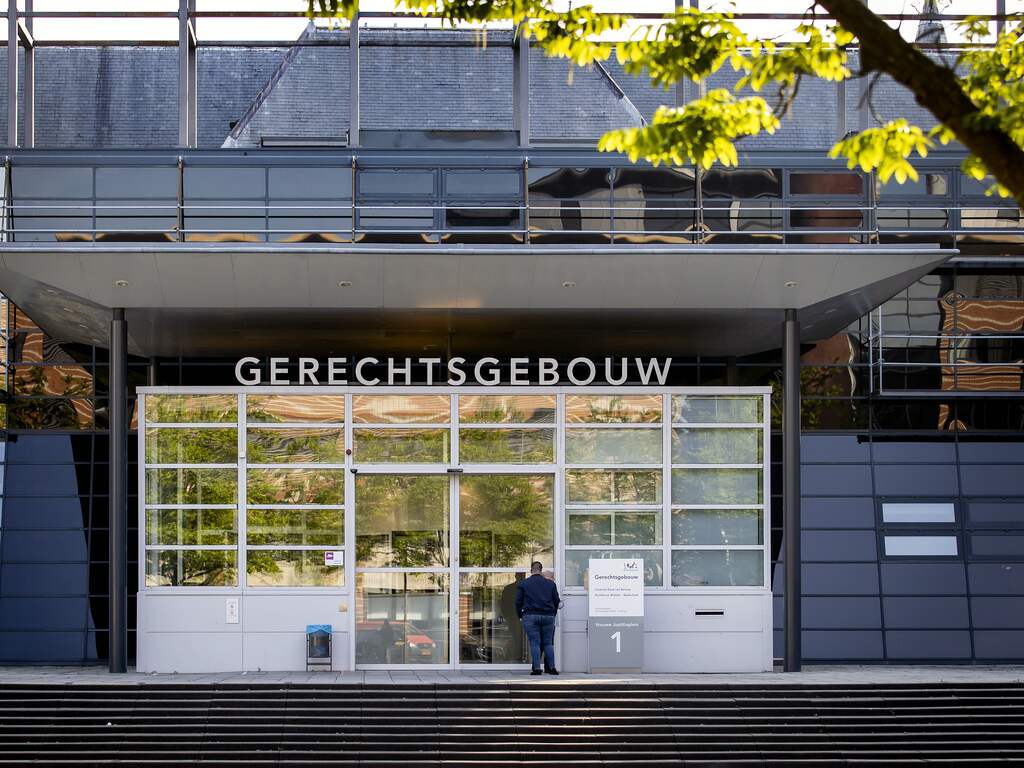 Vijftien jaar cel voor doodschieten man in Utrechts café en verwonden bezoekers