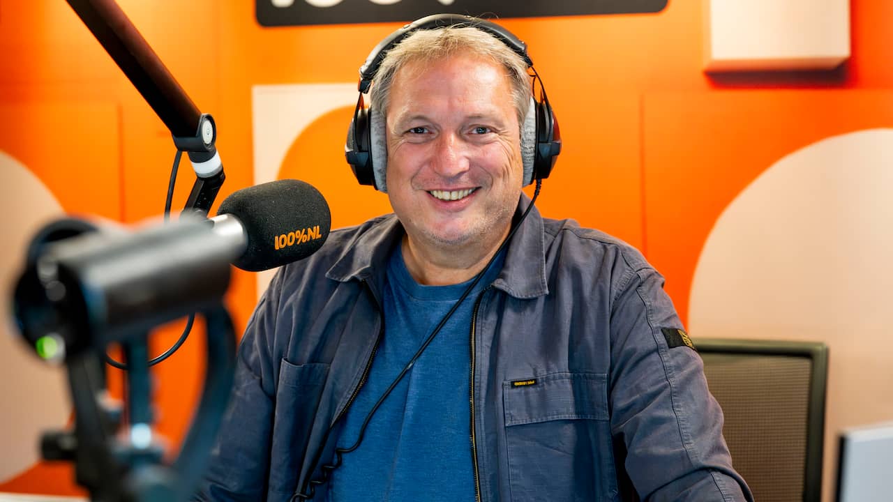 Radio-dj Rob van Someren stopt met politiewerk: 'Niet meer te combineren'