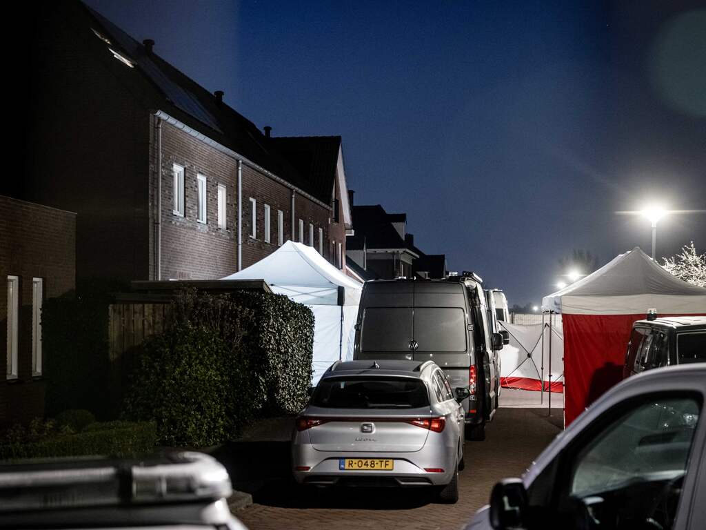 Moeder stak zoon (12) dood in Boekel, meisje (10) buiten levensgevaar