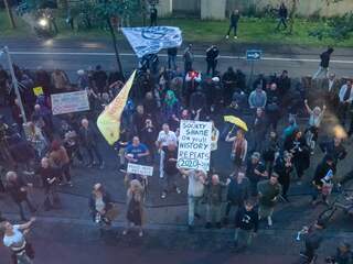 Handen af van onze journalisten, wij doen gewoon ons werk