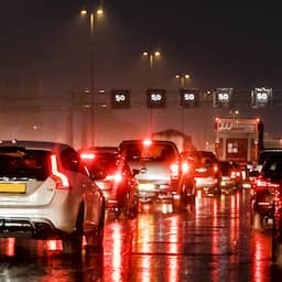 'Regenbuitjes' en ongelukken op drukke plekken: bijna drukste spits van het jaar