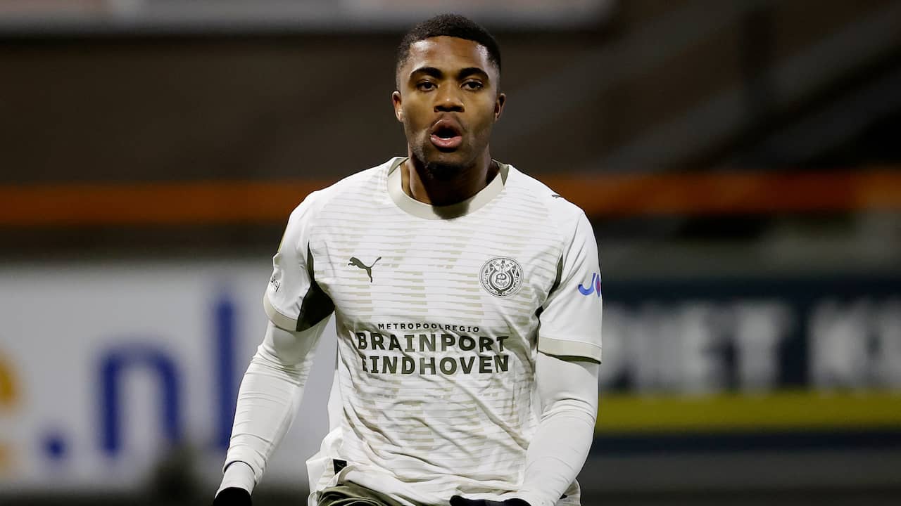 Live Eredivisie | PSV start met Myron Boadu in de spits tegen Heerenveen