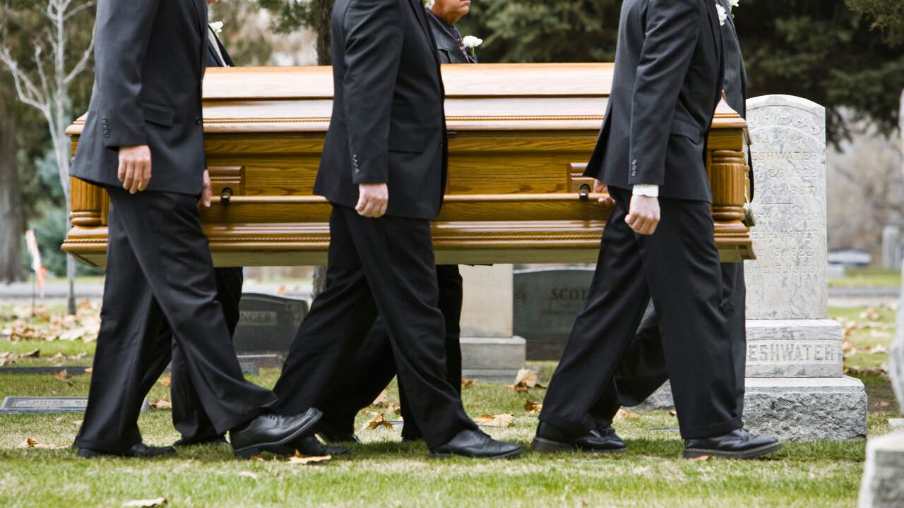 Voor het eerst in bijna een jaar tijd meerdere weken geen oversterfte