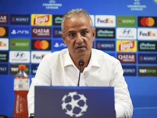 Fenerbahçe-coach neemt na CL-duel met AS Roma ontslag op persconferentie