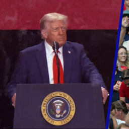 Video | Trump noemt Charlie Kirk 'martelaar' bij afscheid voor tienduizenden mensen