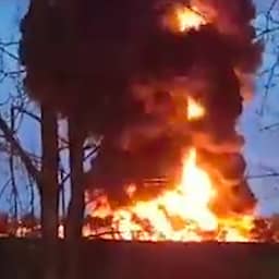 Video | Enorme vlammenzee na Oekraïense droneaanval op Rusland