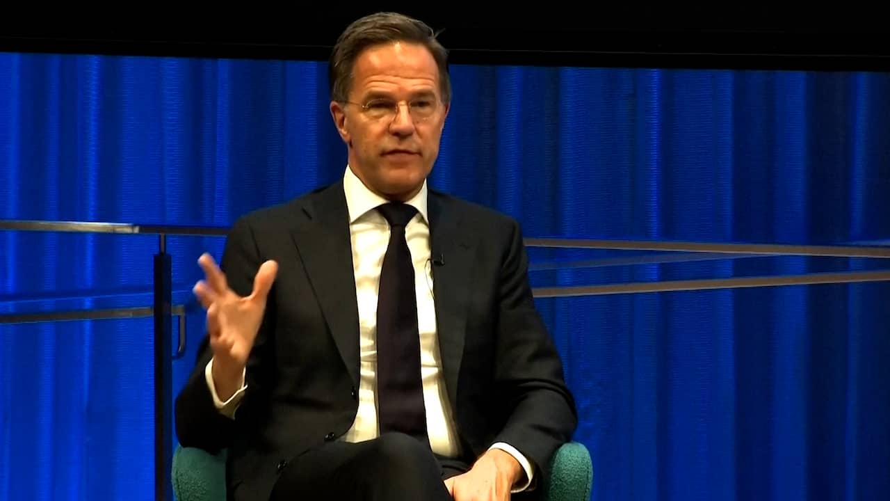 Video | NAVO-baas Rutte: 'Als ik Poetin was, zou ik op het punt staan in paniek te raken'