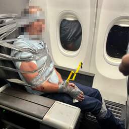 Passagiers op Amerikaanse vlucht tapen agressieve passagier vast aan stoel