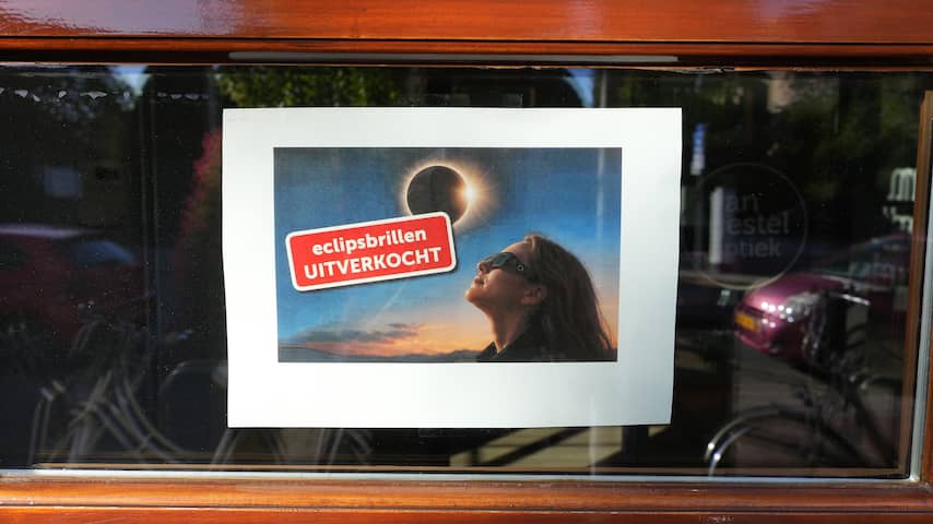 Eclipsbrillen vliegen de winkels uit: op veel plekken zijn ze al uitverkocht